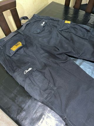 Pantalon largo Corteiz negros