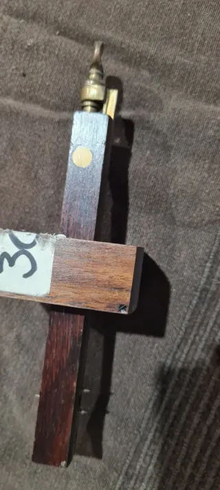 Rallador de madera antiguo