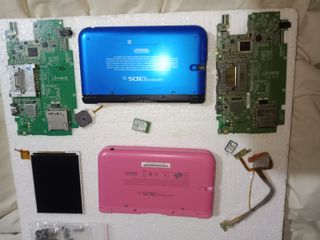 Nintendo 3DS XL per parti