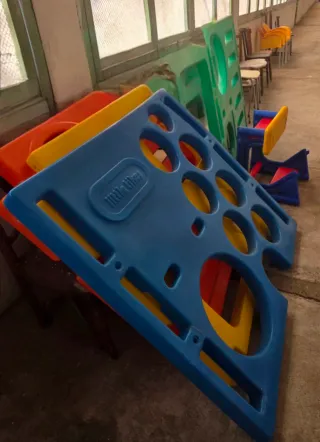 Gimnasio Infantil Little Tikes escalador y tobogan