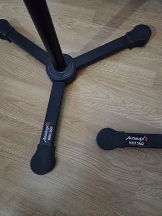 JBL LSR 305 (x2) Monitores Estudio