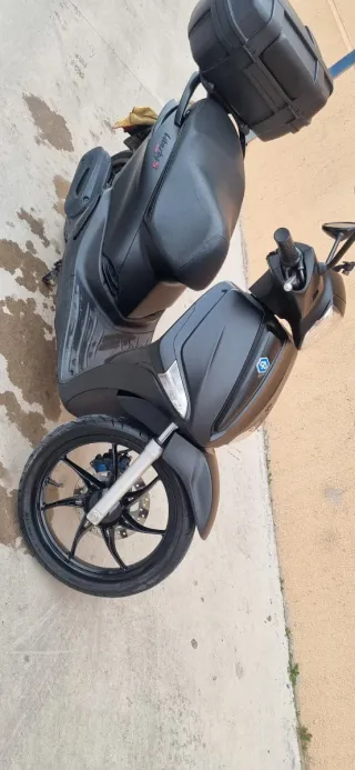 Piaggio Liberty 125 2022 Negra