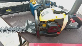 dos Motosierras y un cortasetos