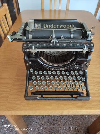 Máquina de Escribir Underwood Antigua