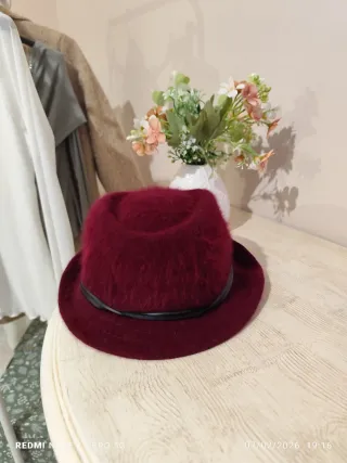 Cappello bordeaux Angora Soft