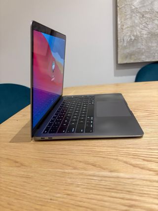 MacBook Air Core i5 13” (2019)