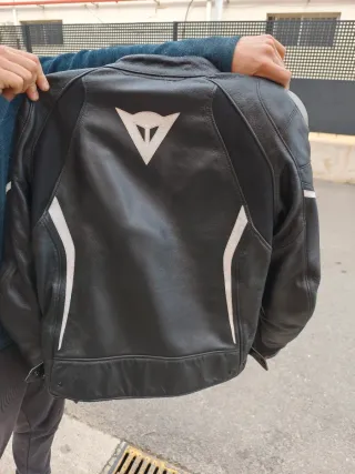 Mono Dainese 2 piezas negro y blanco