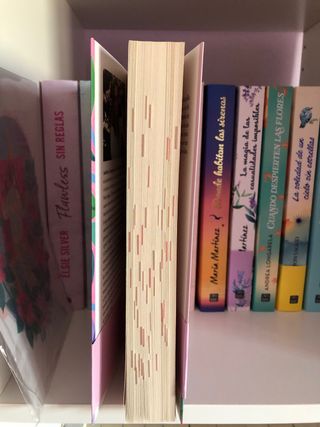 Juliette y las canciones perdidas con overlays