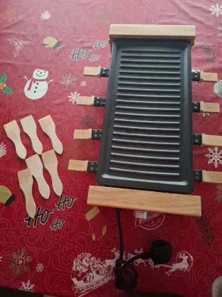 Plancha de piedra y madera