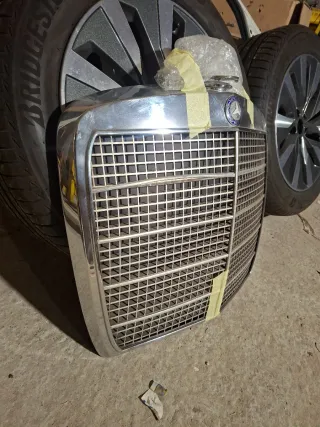 Rejilla Cromada Mercedes 280 W108