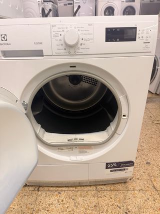 Secadora Electrolux 7kg FlexCare casi nueva