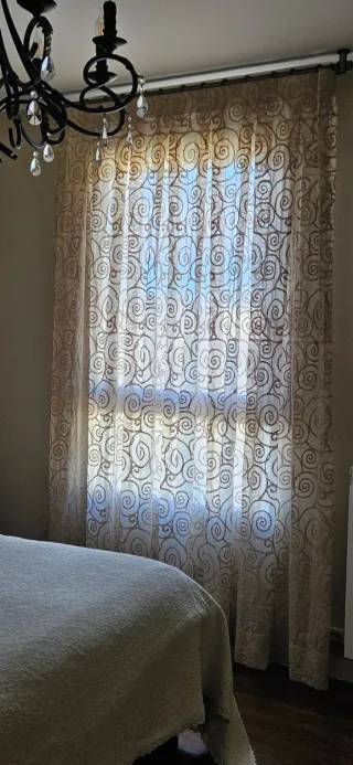 Cortinas y barra alta calidad