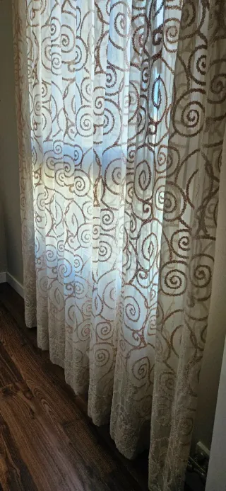 Cortinas y barra alta calidad