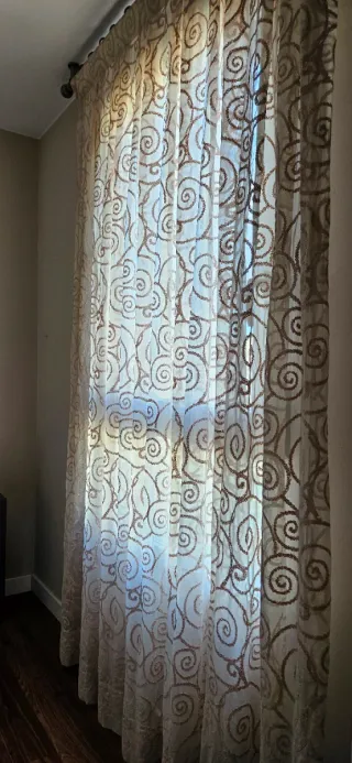 Cortinas y barra alta calidad