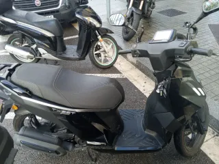 Peugeot Django Negra Automá2024 tica