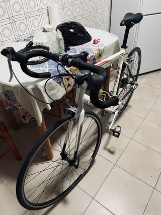 Bicicleta carretera Btwin Triban 5