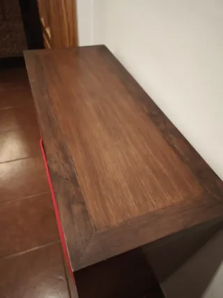 Mueble Estantería Kallax Ikea Marrón.