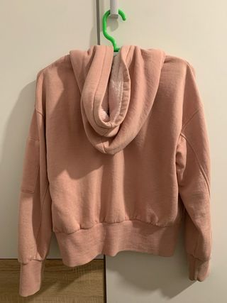 Chaqueta bomber rosa con capucha