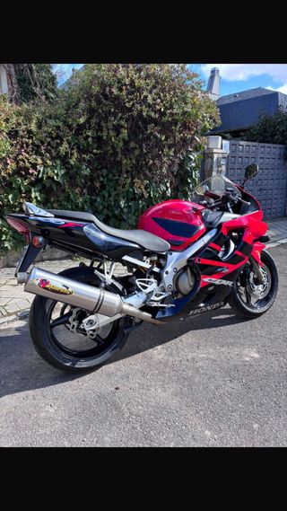 Honda CBR 600 F4