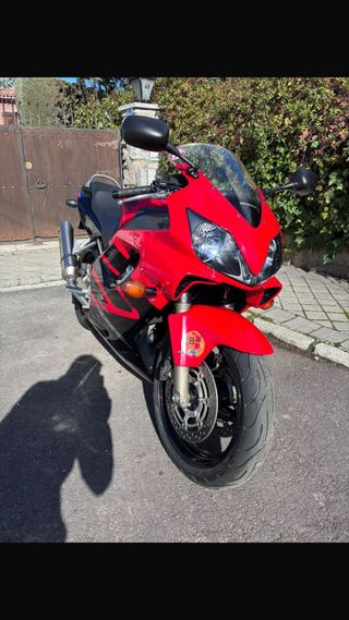 Honda CBR 600 F4