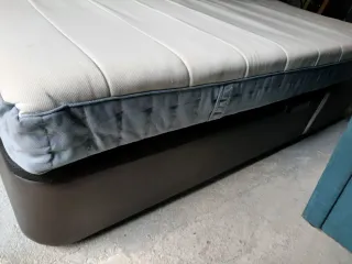 Colchón y canapé IKEA