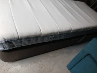 Colchón y canapé IKEA