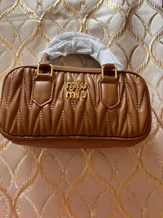 Bolso Miu Miu Marrón