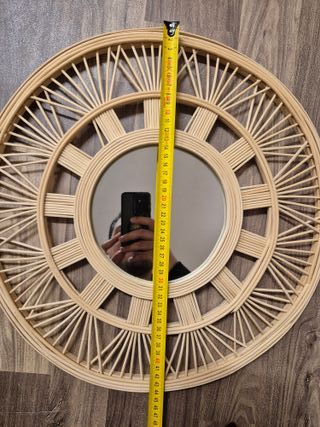 Specchio decorativo in rattan