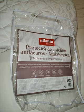 Cama reclinable de madera