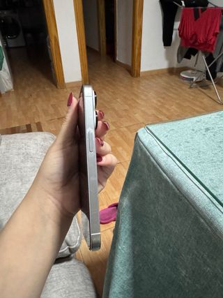 iPhone 15 Pro blanco