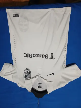 Camisola Vitória SC 2003/04 Nike Branca