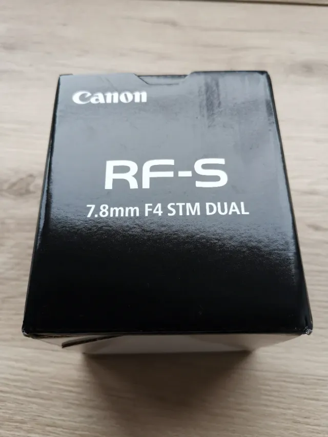 Canon RF-S 7.8mm f4 STM Dual NUEVA Garantía 3 anõs