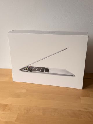Caja MacBook Pro Apple