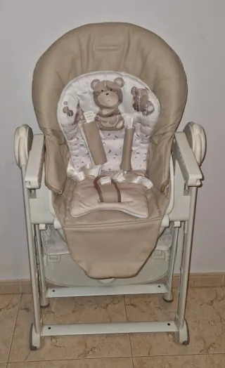 Trona adaptable y regulable para bebé