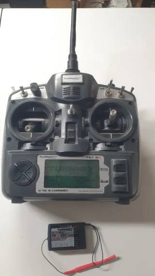 Emisora Turnigy RF9X v2 + Receptor 8ch