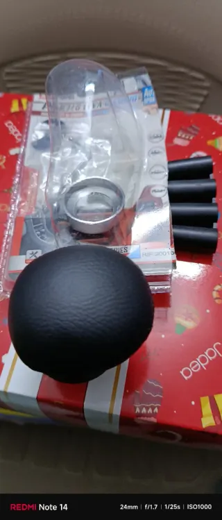 Pomello cambio marce in pelle