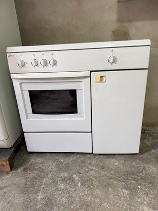 Cocina de gas butano Lynx Está en Navaluenga,Avila
