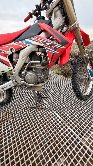 Honda CRF 250R Motocross