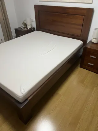 Cabecero y base cama 1.50 madera