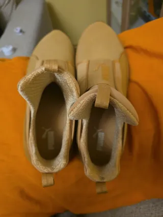 Zapatillas Puma Beige/Dorado