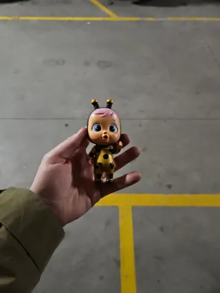 Muñeco Bebé Llorón Abejita