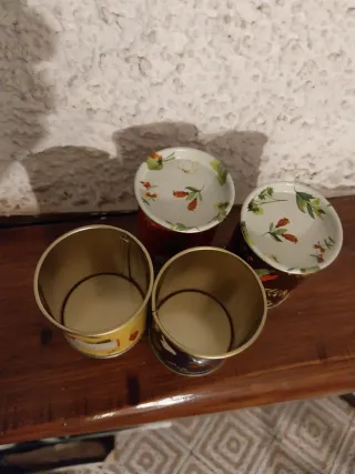 Barattoli in latta vintage spezie