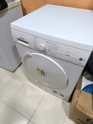 Secadora Siemens 7kg Clase B, en perfecto estado