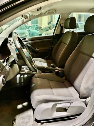 Volkswagen Golf V 1.9 tdi