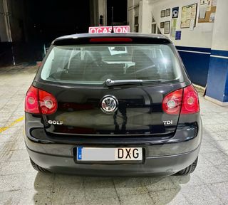 Volkswagen Golf V 1.9 tdi