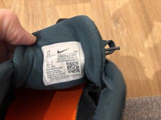 Zapatillas Nike Negras y Moradas