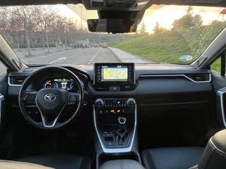 TOYOTA RAV4 HYBRID LUXURY PANORAMICO