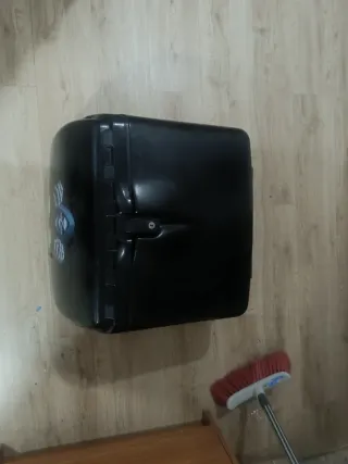 Baúl para moto negro