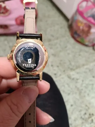 Reloj Festina Dorado y Negro