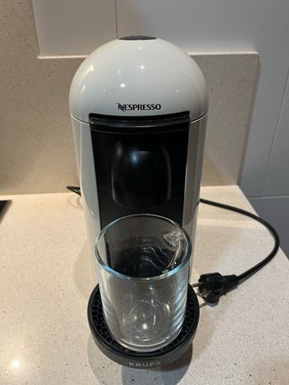 Cafetera Nespresso Vertuo Plus Krups SIN USO